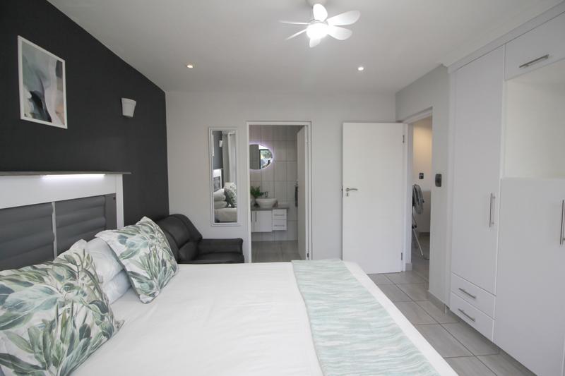 5 Bedroom Property for Sale in Reebok Western Cape